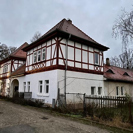 Delux Ferienwohnung Kunstgalerie Und Ilmradweg Kranichfeld Luaran gambar
