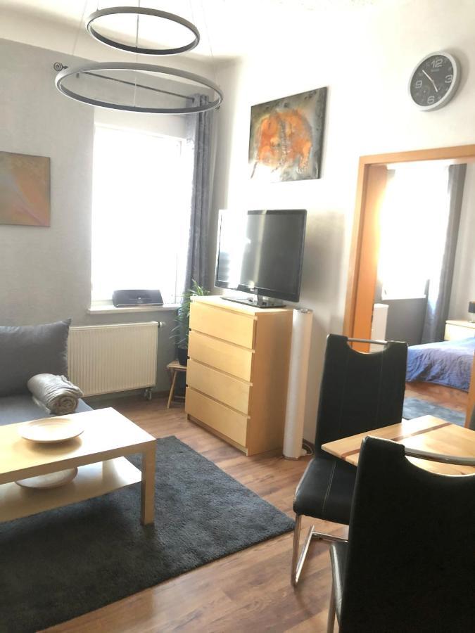 Delux Ferienwohnung Kunstgalerie Und Ilmradweg Kranichfeld Luaran gambar