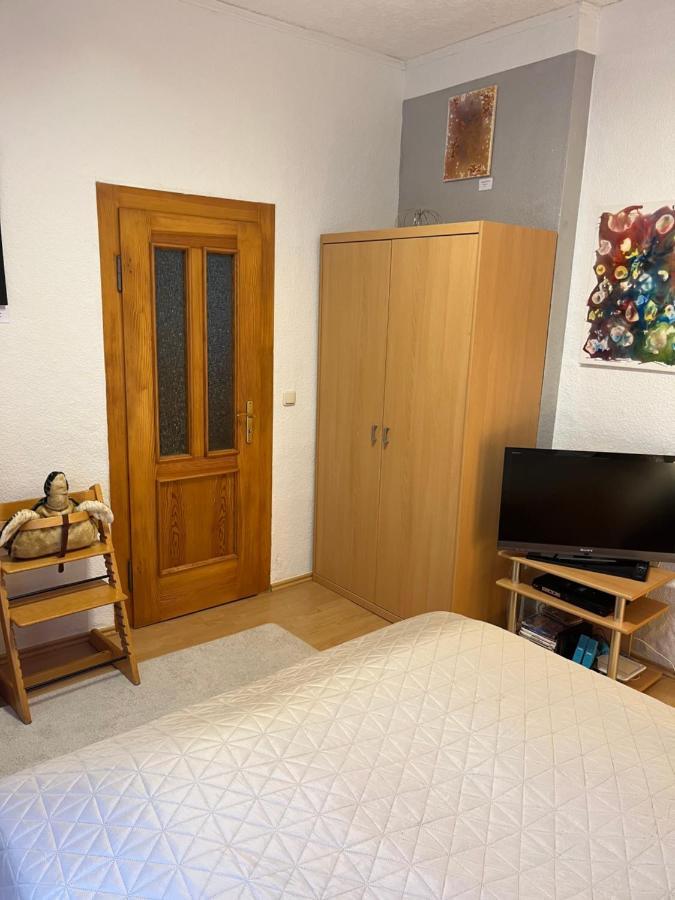 Delux Ferienwohnung Kunstgalerie Und Ilmradweg Kranichfeld Luaran gambar