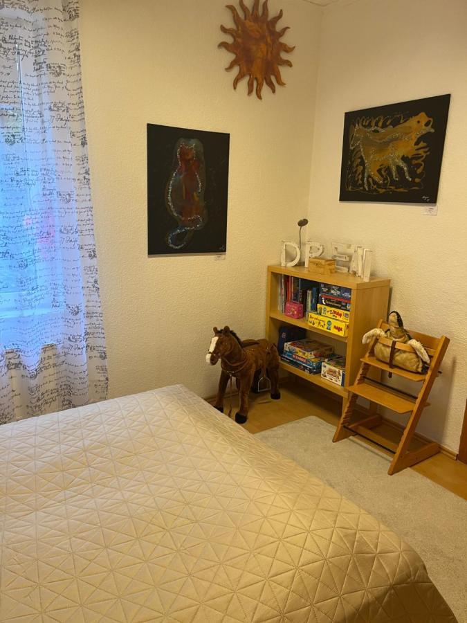 Delux Ferienwohnung Kunstgalerie Und Ilmradweg Kranichfeld Luaran gambar